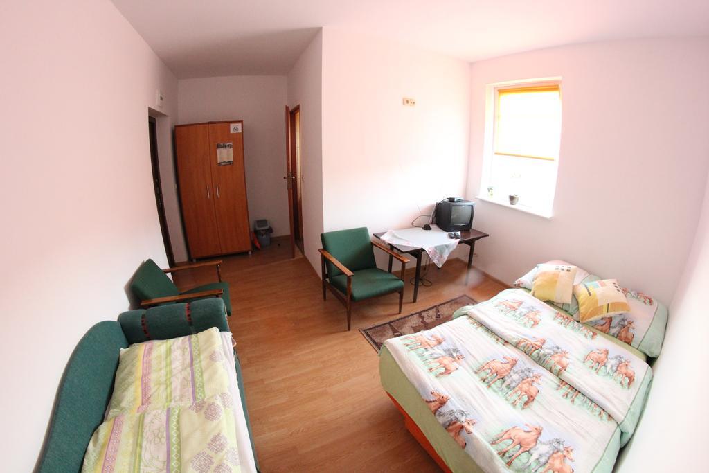 Rafaello Pokoje Goscinne Łagów Chambre photo